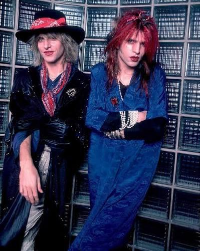 Gene Loves Jezebel