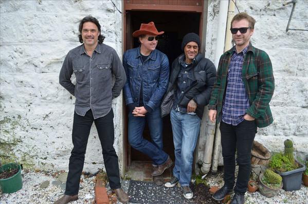 David Kilgour & The Heavy Eights