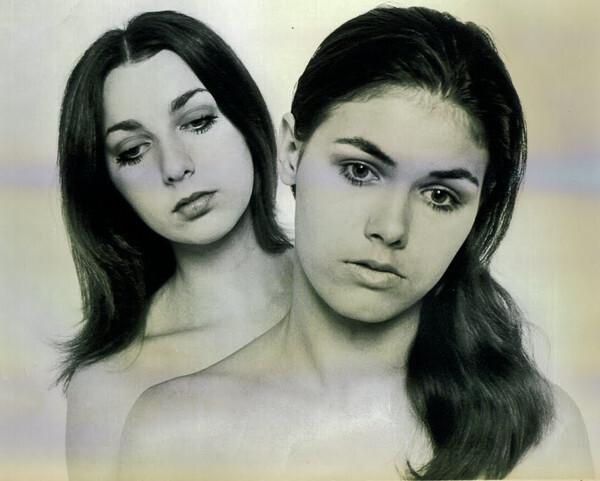 Lily & Maria